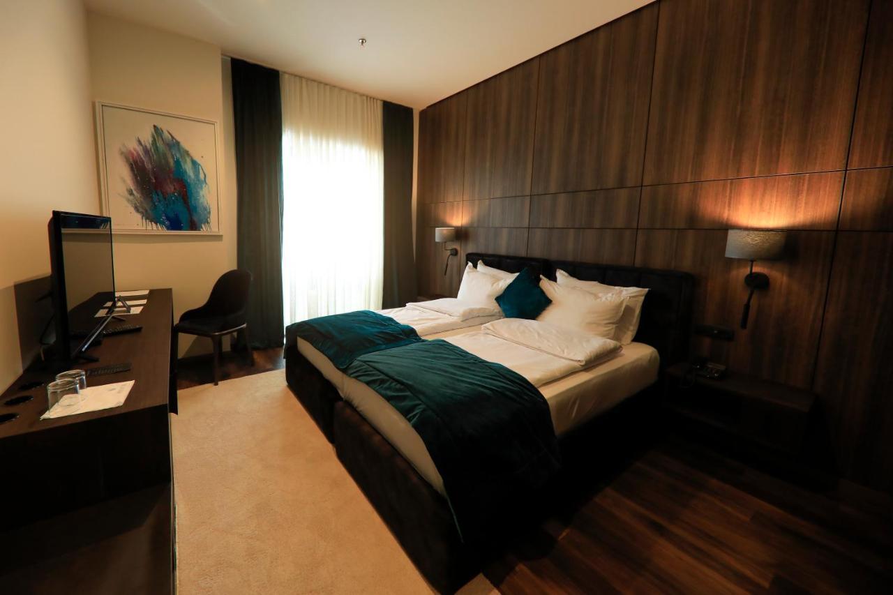 Premium Park Hotel Прізрен Екстер'єр фото