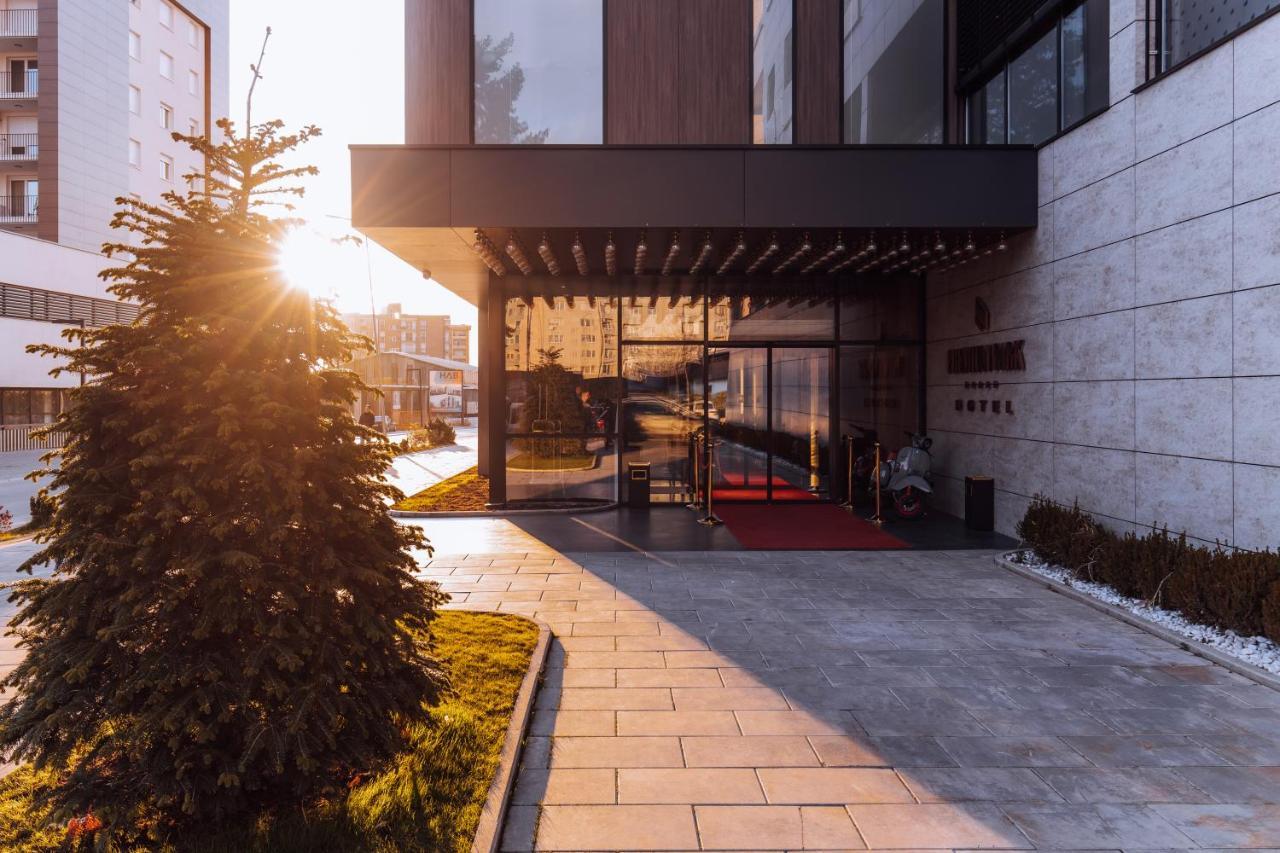 Premium Park Hotel Прізрен Екстер'єр фото